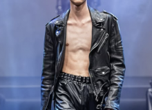 Model: 최윤결